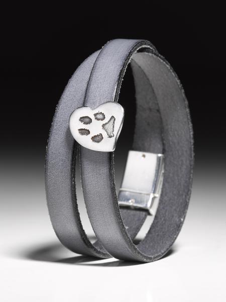 Lederarmband mit Pfötchenabdruck Herz