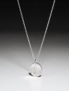 Silberkette mit kleinem runden Nasenabdruck-Anhänger
